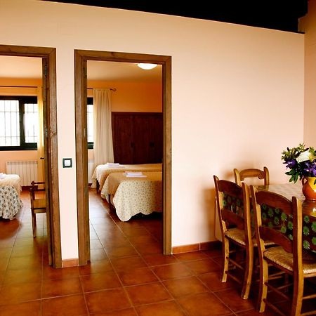 Las Casas De Agapito 波亚莱斯－德尔奥约 外观 照片